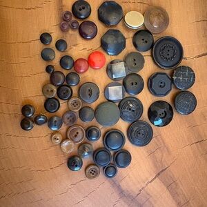 Early plastic and vegetable ivory? Vintage buttons